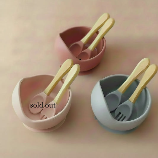 NourishNest™ 3‑Piece Silicone Feeding Set — Suction Bowl, Wood Spoon & Fork for Baby Learning